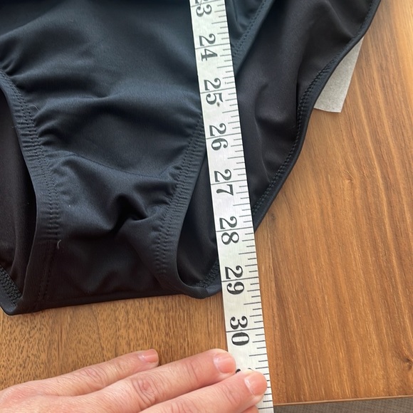 Laundry By Design Swim
One shoulder. Gently used. - Picture 7 of 13